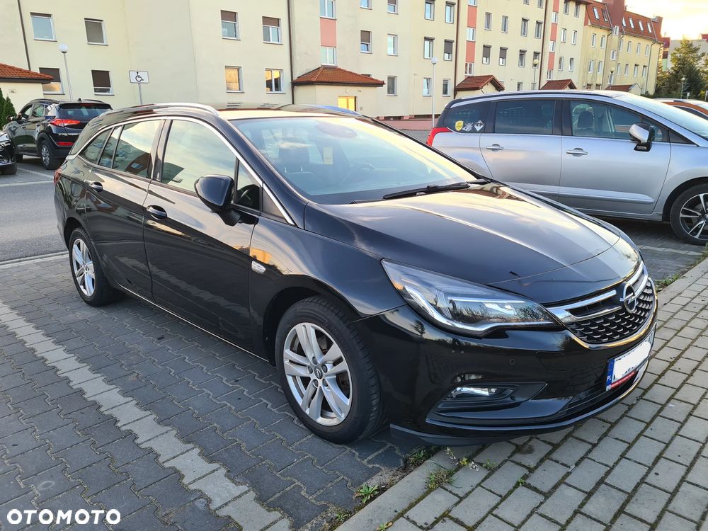 Opel Astra - 4