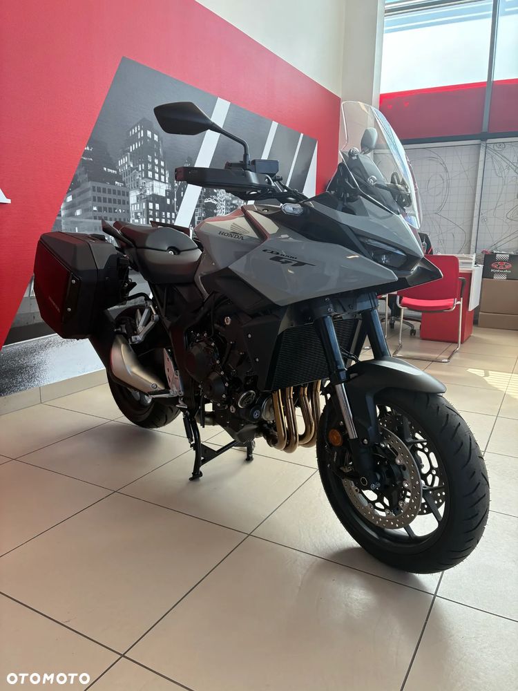 Honda CB - 6