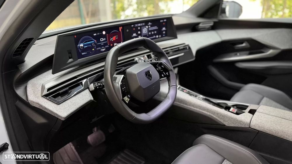 Peugeot 5008 Hybrid 145 e-DSC6 Allure - 13