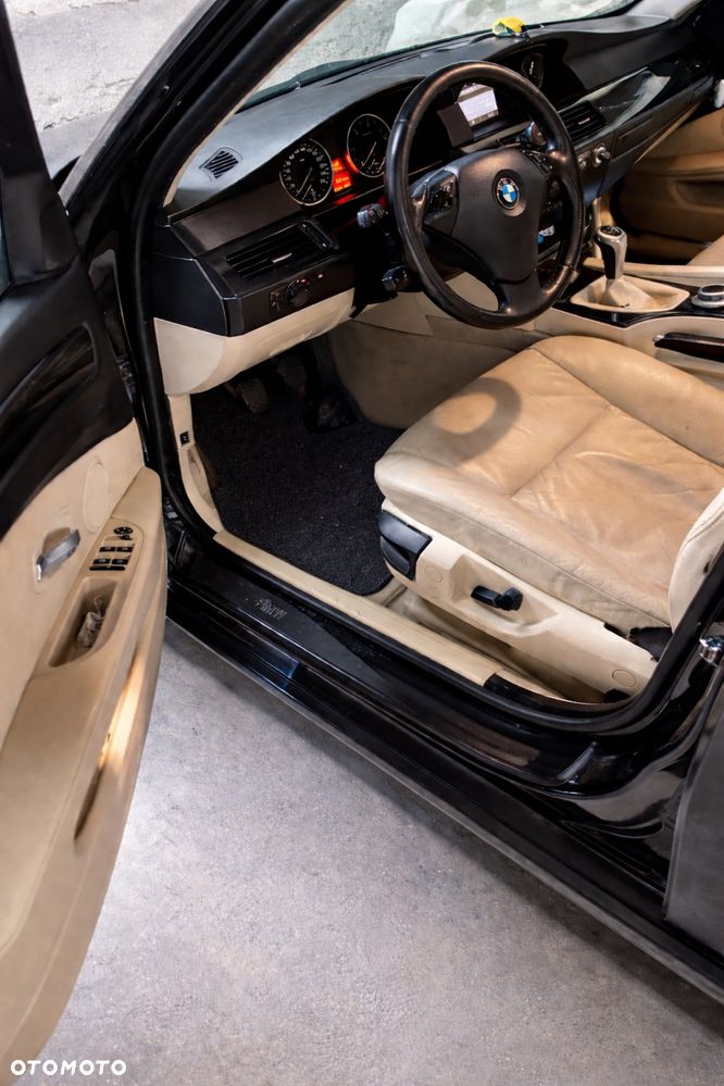 BMW Seria 5 520d - 6