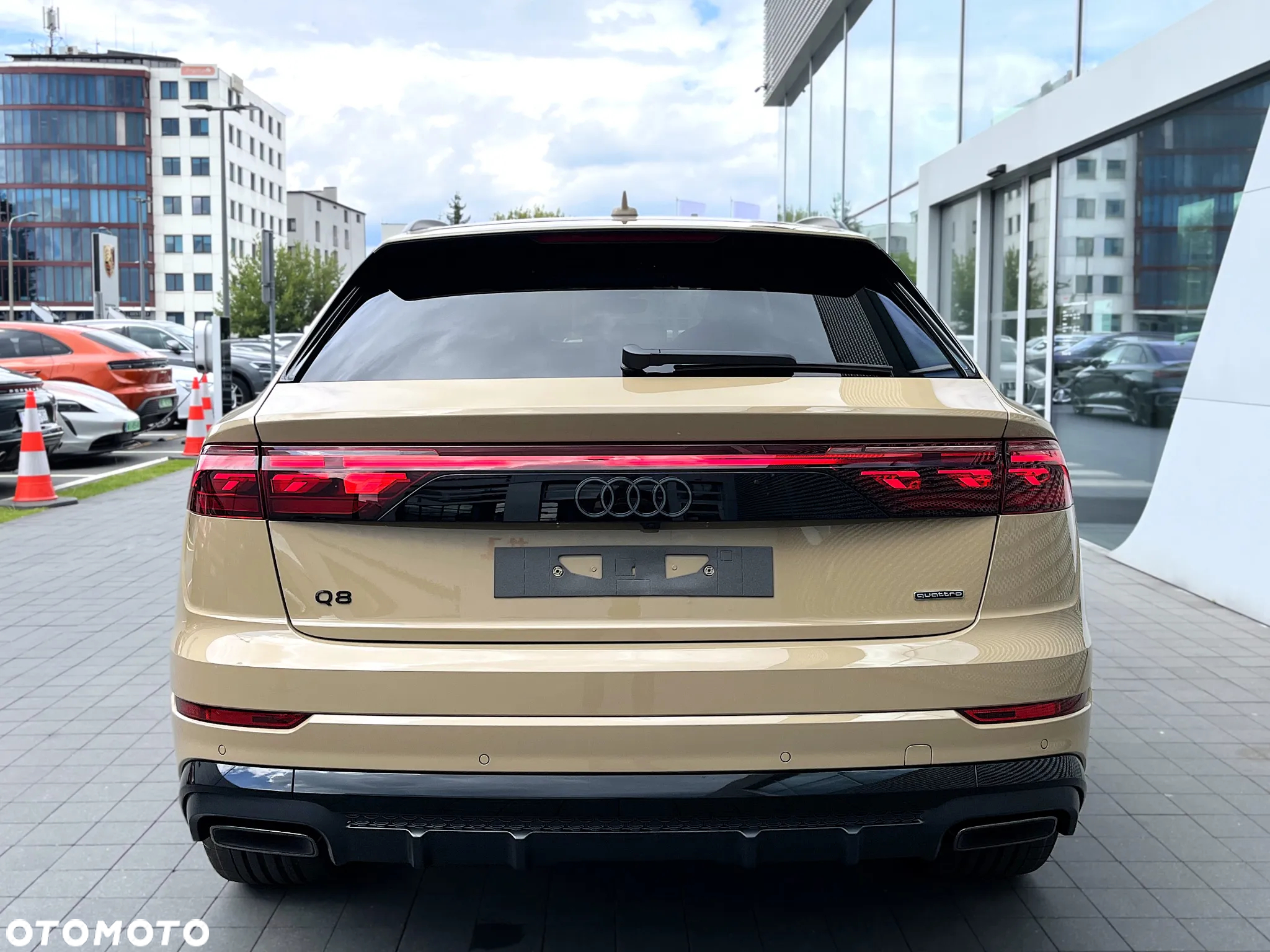 Audi Q8 - 11