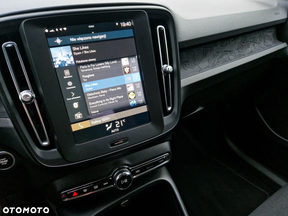 Volvo XC 40 T3 Momentum Core - 11