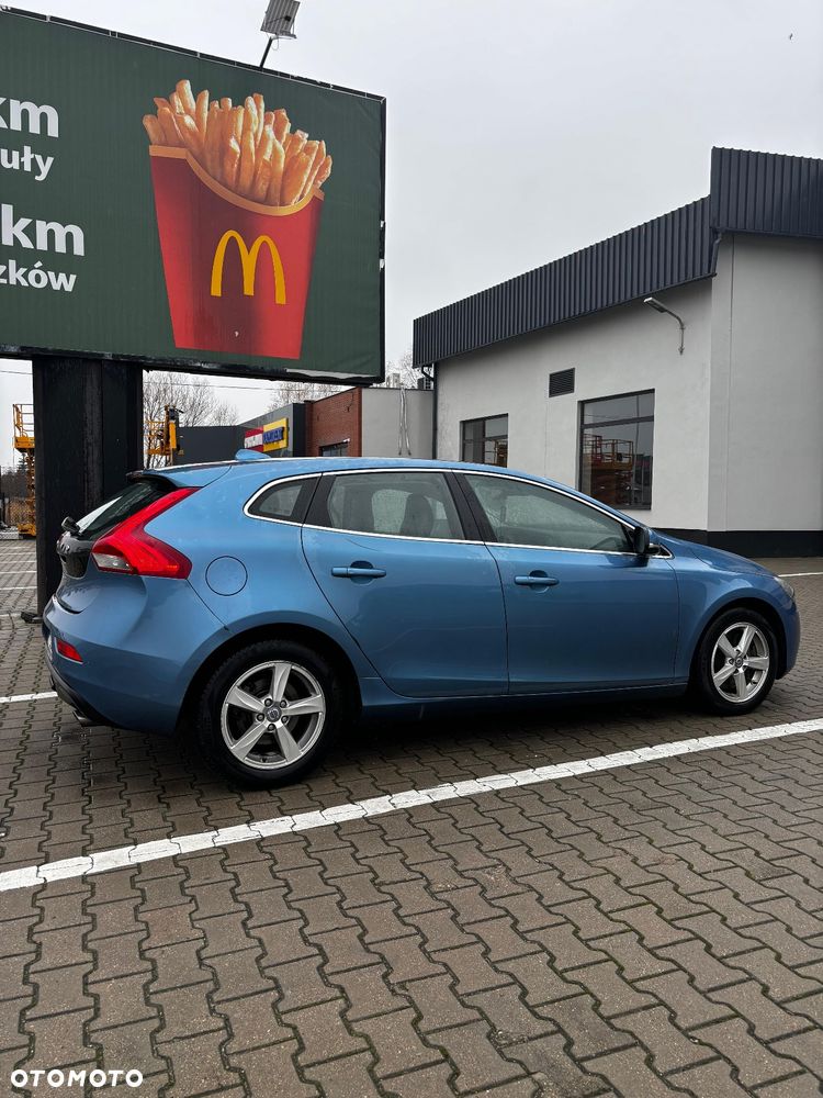 Volvo V40 D4 Drive-E Momentum - 6
