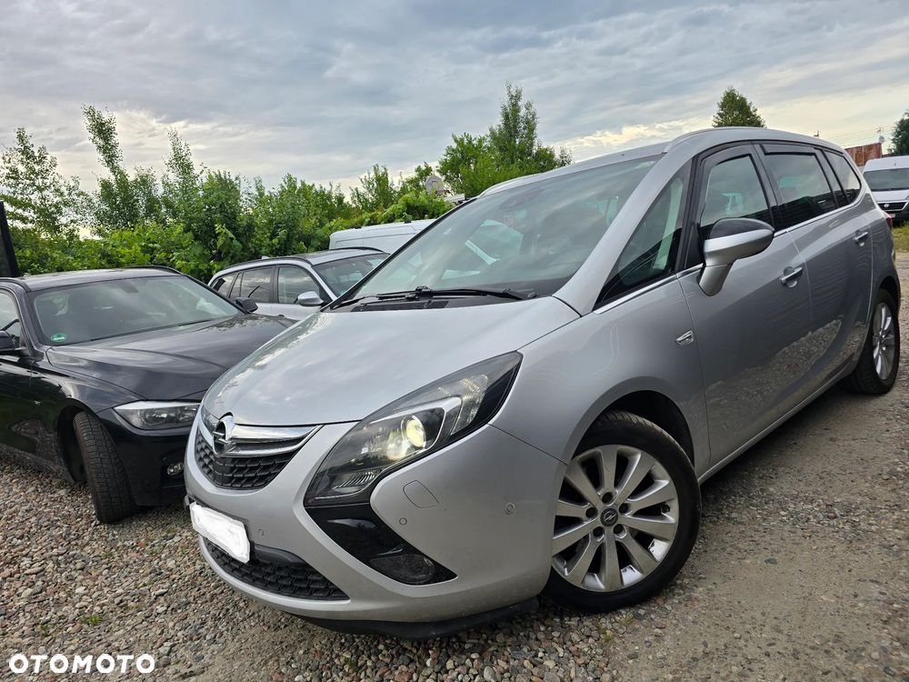 Opel Zafira - 1