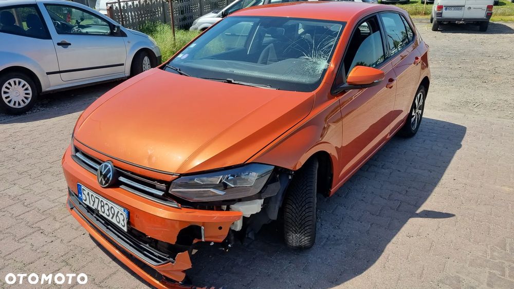 Volkswagen Polo 1.0 TSI BlueMotion Trendline - 2