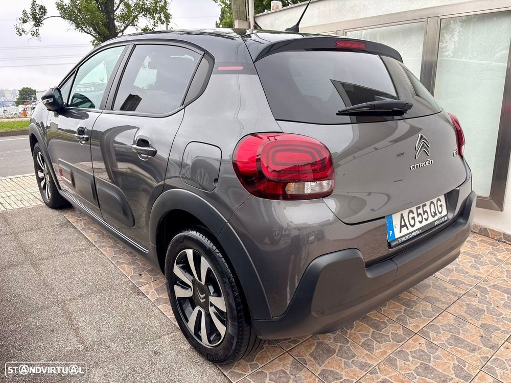 Citroën C3 1.2 PureTech Shine - 2