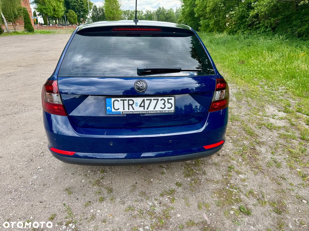 Skoda RAPID 1.2 TSI Active - 3