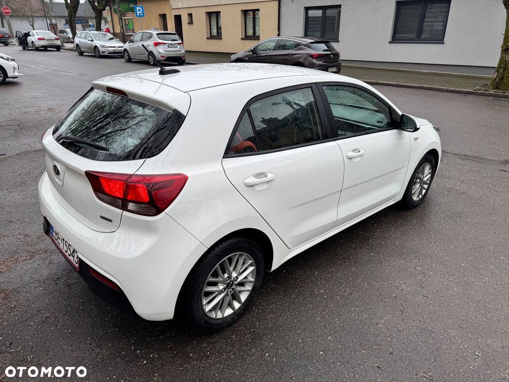 Kia Rio 1.4 crdi XL - 4