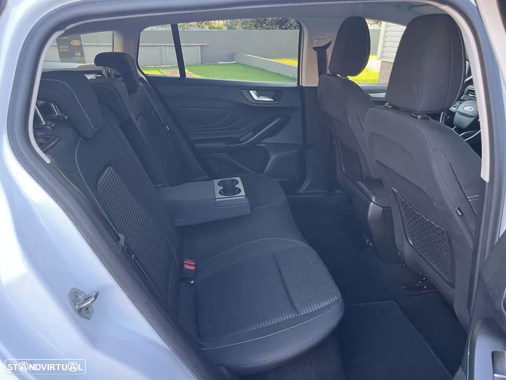 Ford Focus SW 1.5 EcoBlue S&S TITANIUM DESIGN - 44