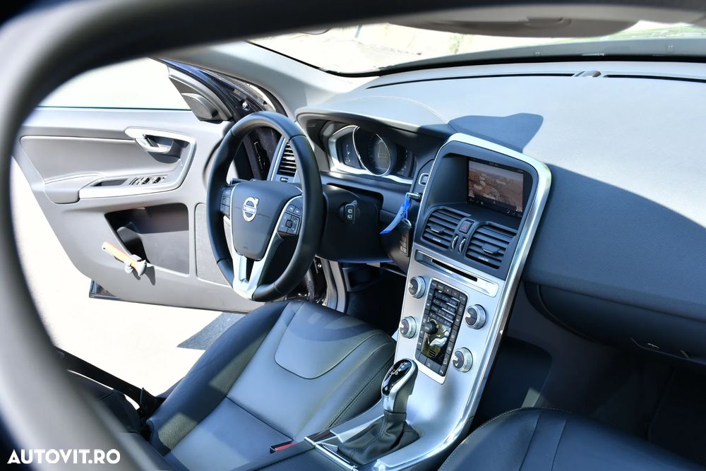 Volvo XC 60 - 29