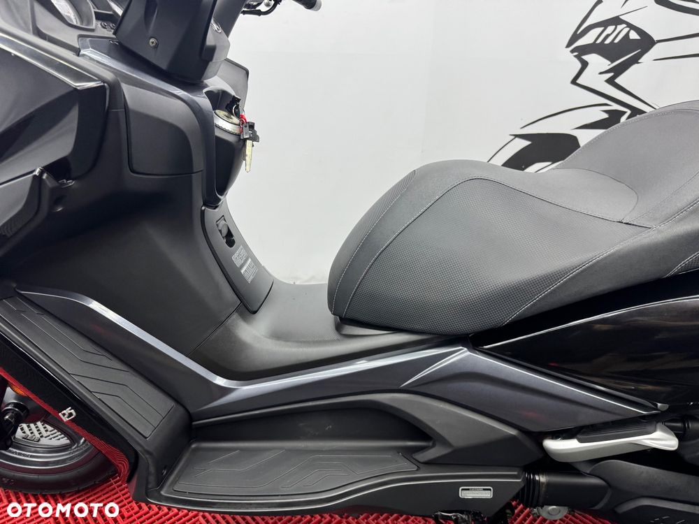 Kymco Downtown - 11