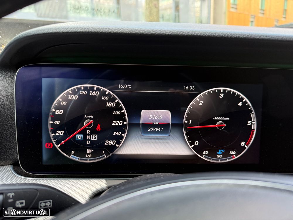 Mercedes-Benz E 220 d Avantgarde+ - 3