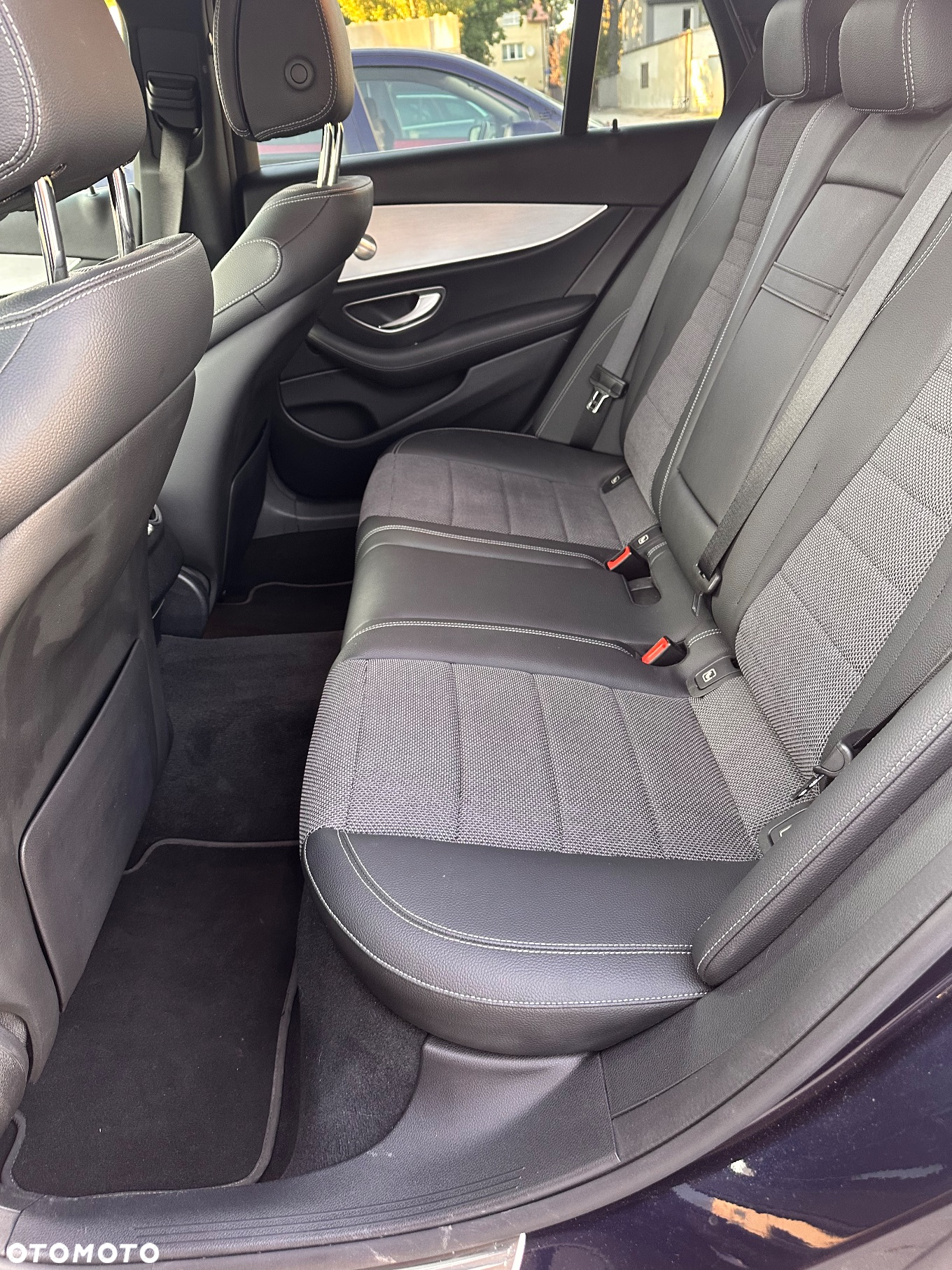 Mercedes-Benz Klasa E 300 de T 9G-TRONIC Avantgarde - 18