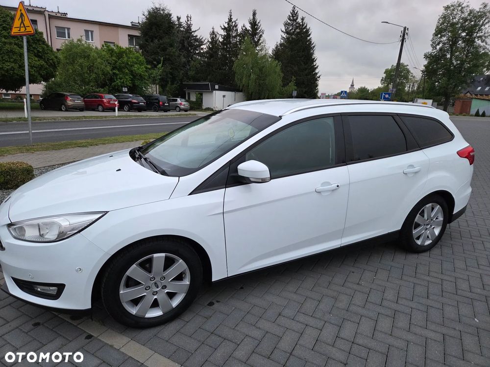Ford Focus - 10