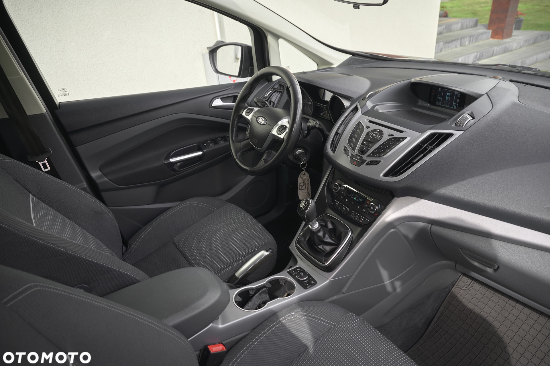 Ford Grand C-MAX - 31