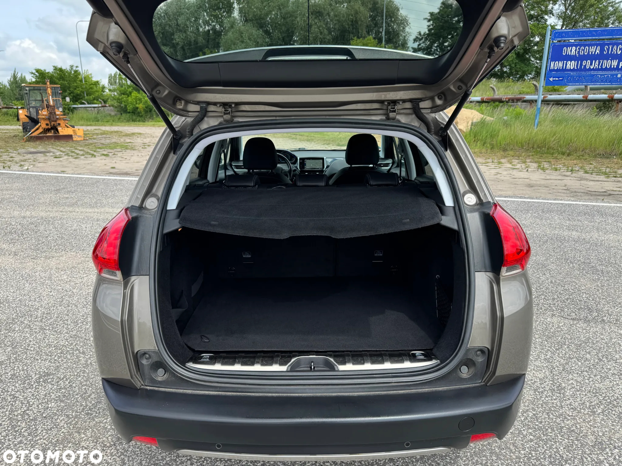 Peugeot 2008 1.2 PureTech Allure Pack S&S - 7