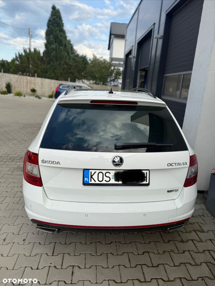 Skoda Octavia 2.0 TDI DSG RS - 5