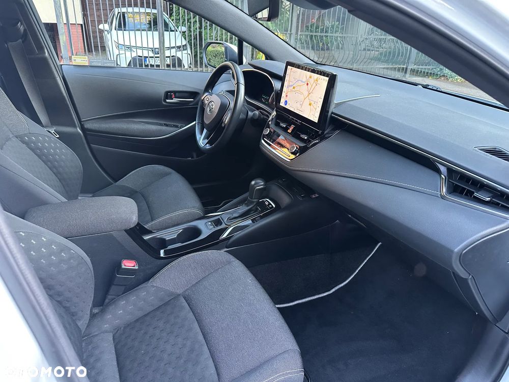 Toyota Corolla 1.8 Hybrid Comfort - 15