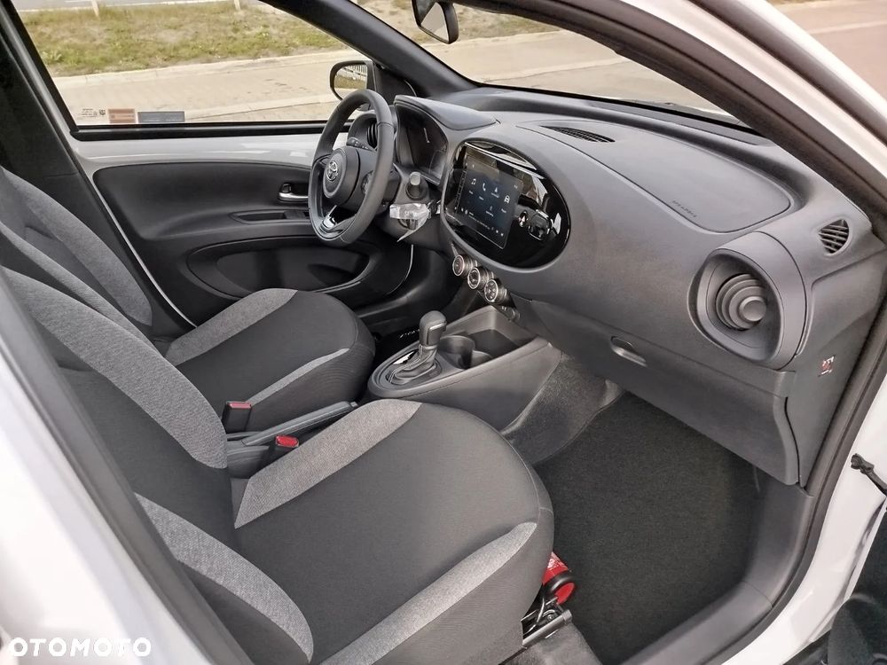 Toyota Aygo X 1.0 VVT-i Comfort CVT - 15