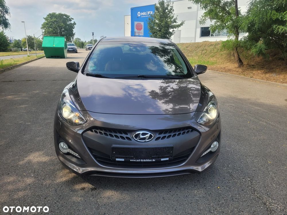 Hyundai i30 1.6 CRDi Style - 26