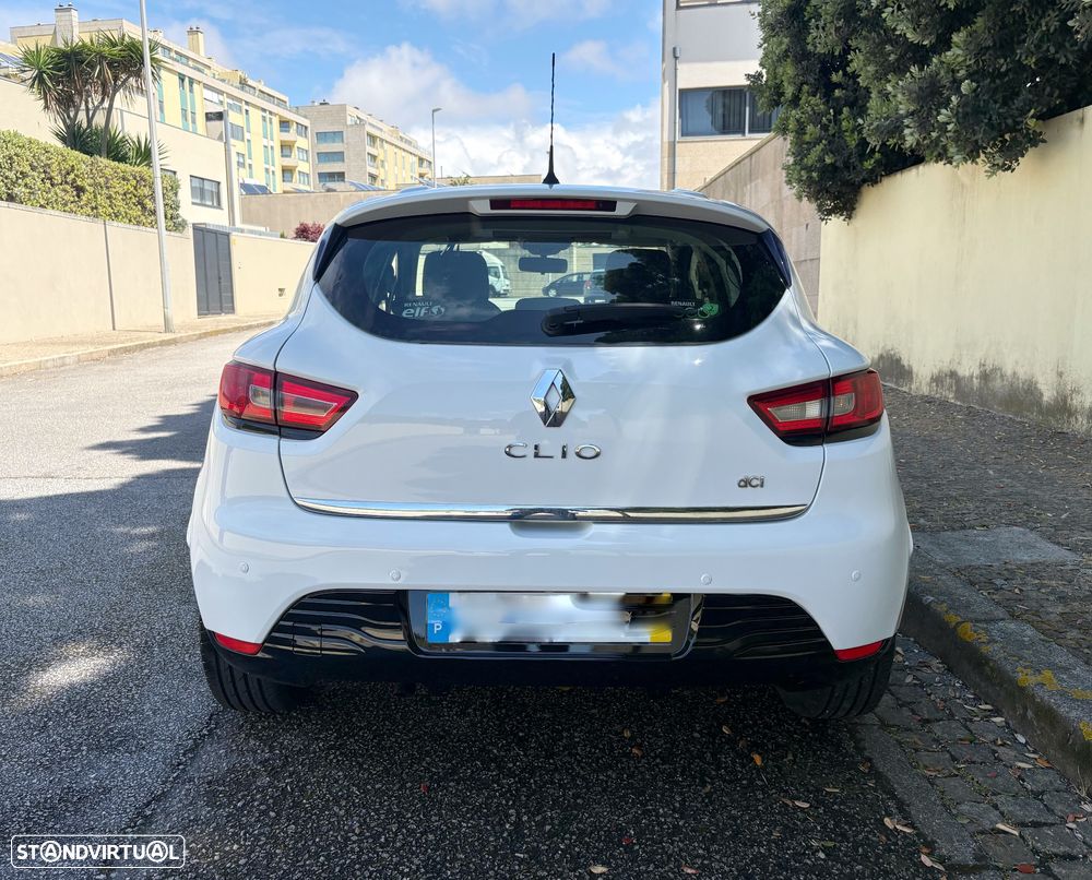 Renault Clio 1.5 dCi Dynamique S - 8