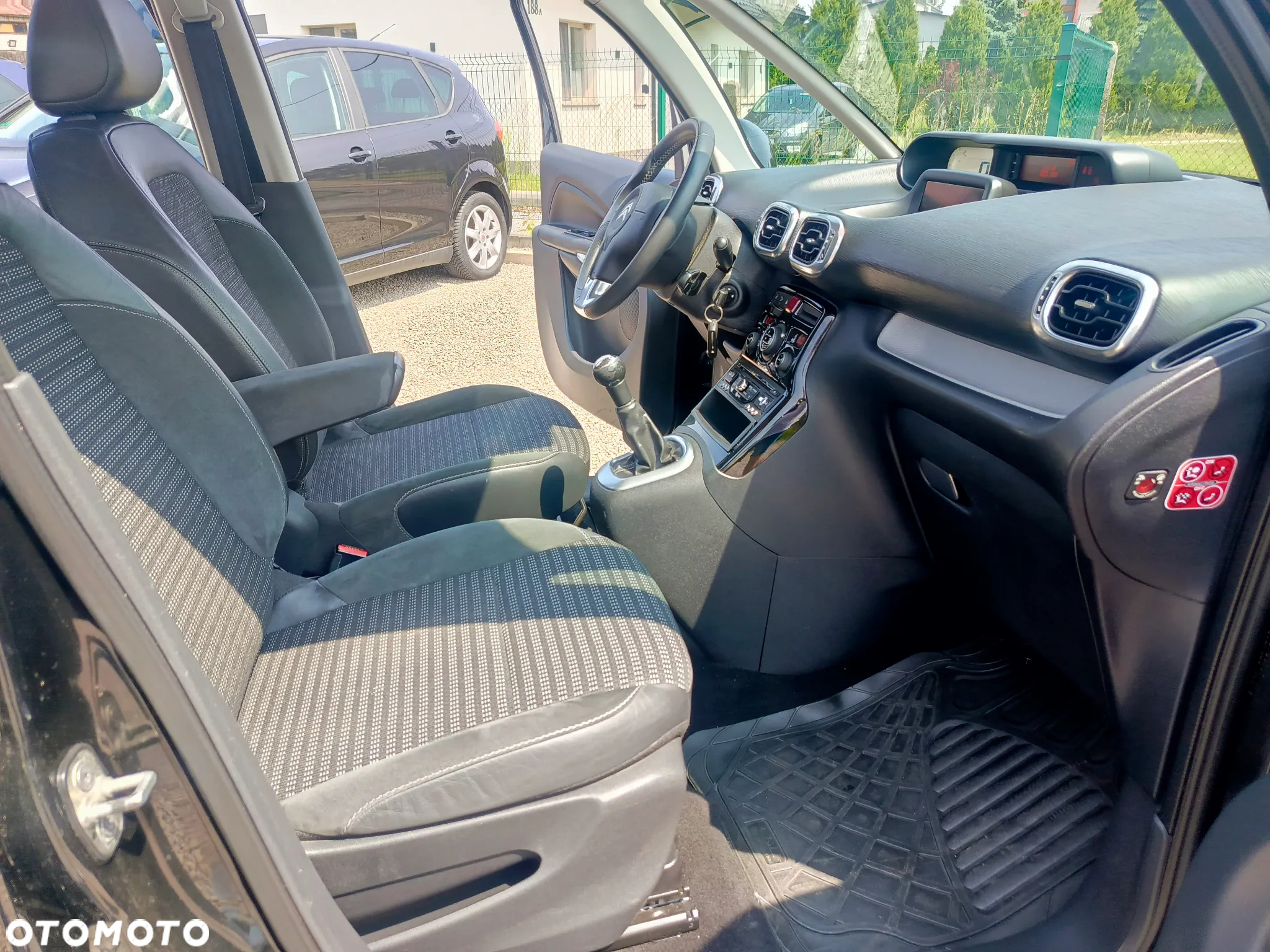 Citroën C3 Picasso 1.4i Selection - 17