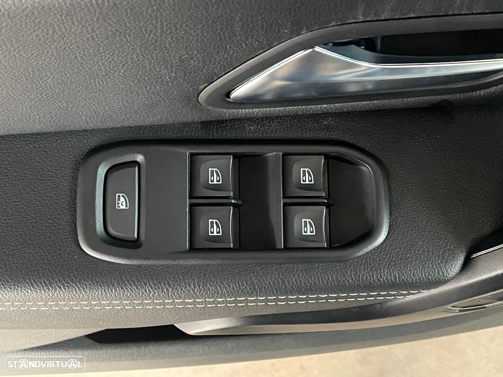 Dacia Duster 1.0 TCe Prestige - 22