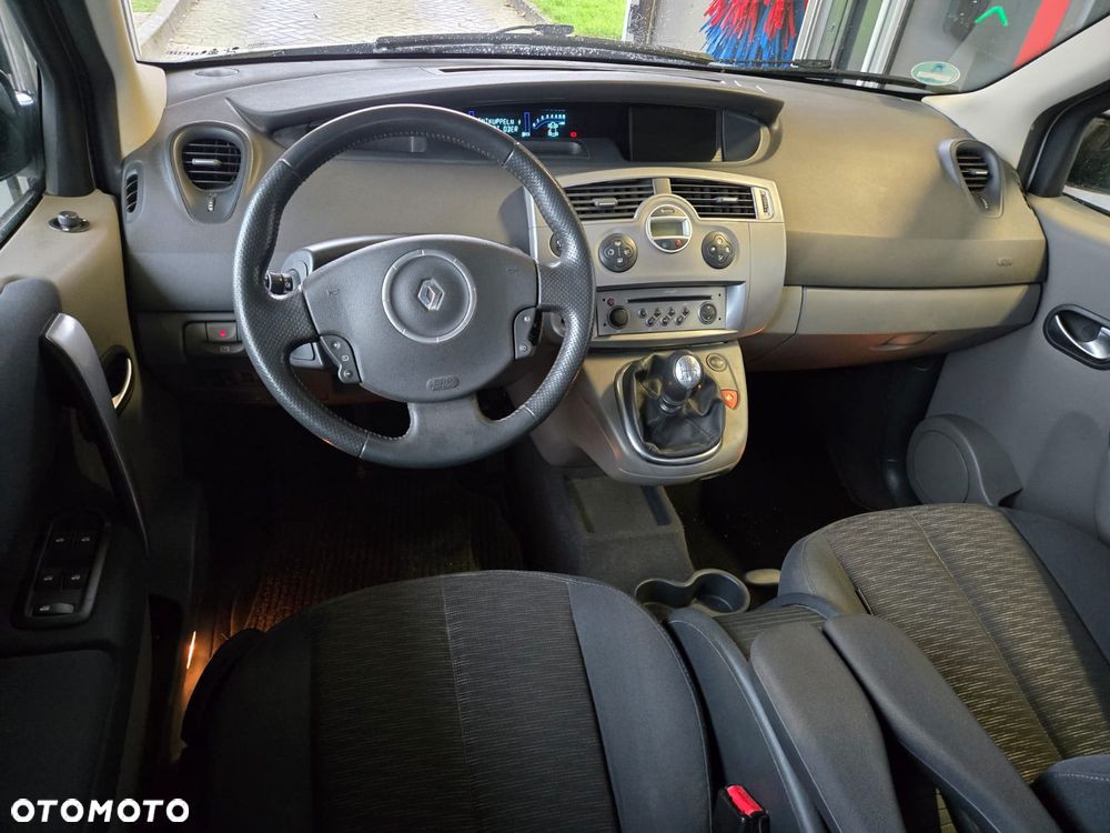 Renault Scenic - 20