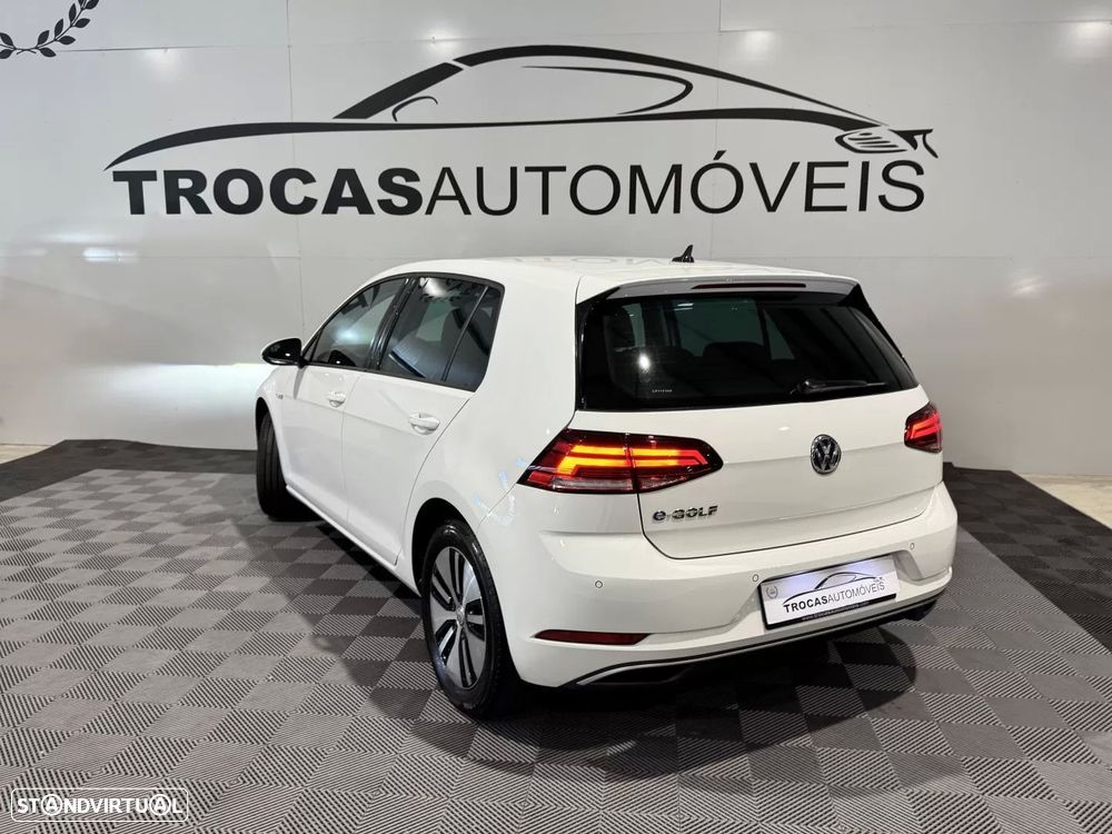 VW e-Golf AC/DC - 44