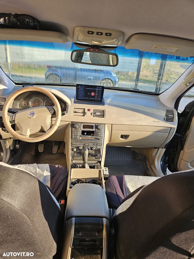 Volvo XC 90 D5 Comfort - 11