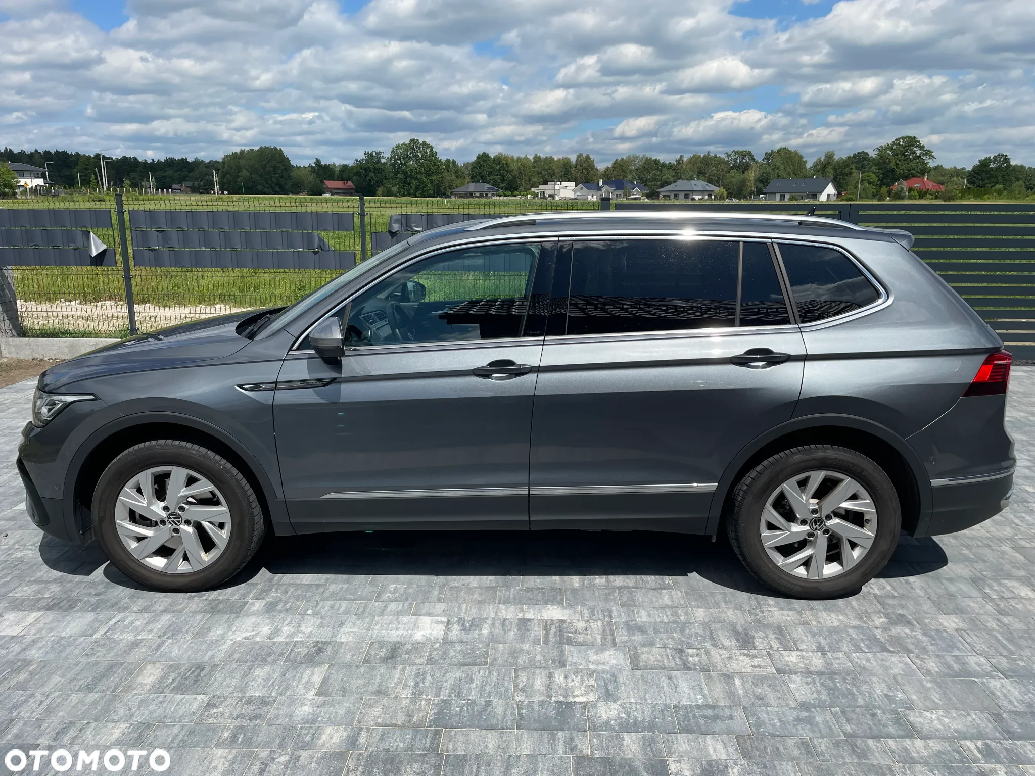 Volkswagen Tiguan Allspace 2.0 TSI 4Mot Elegance DSG - 5