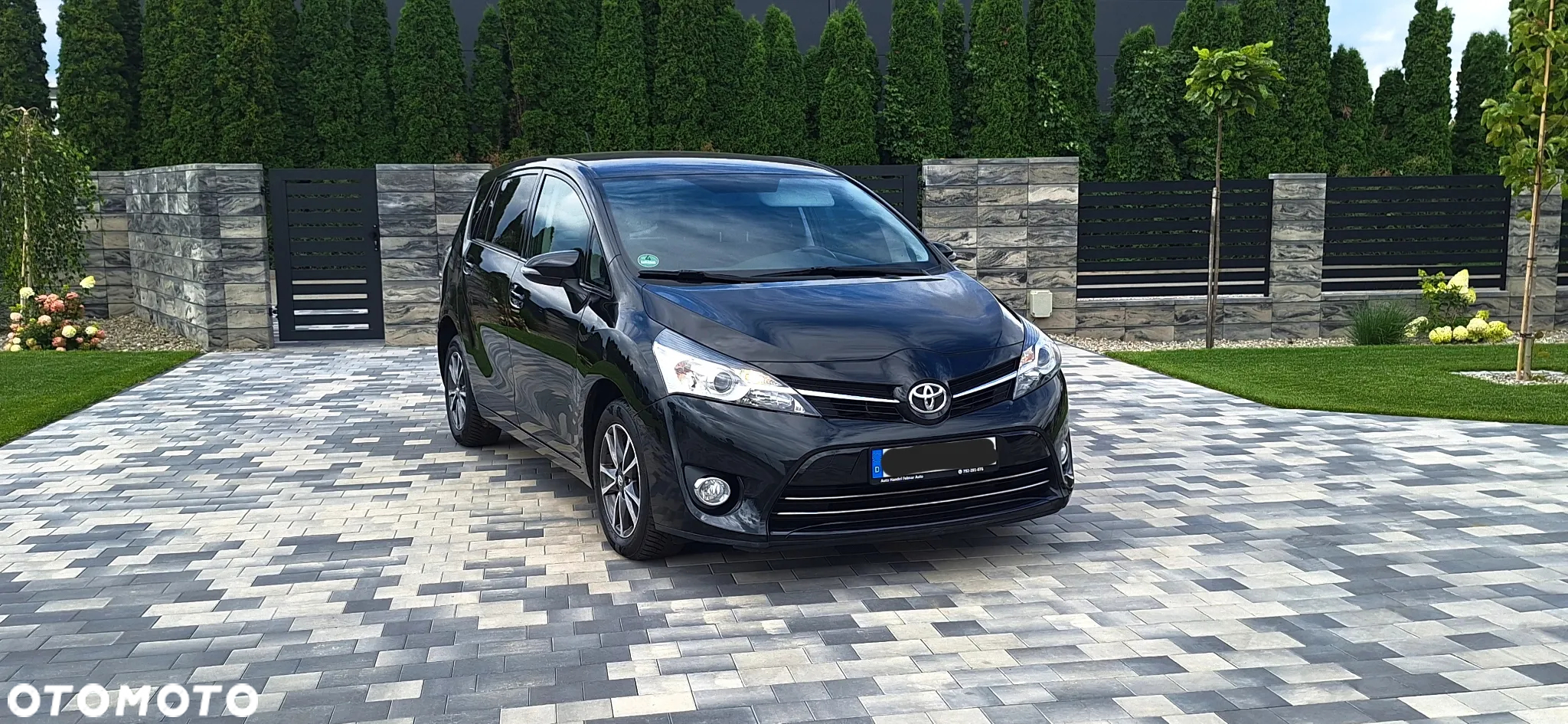 Toyota Verso - 3