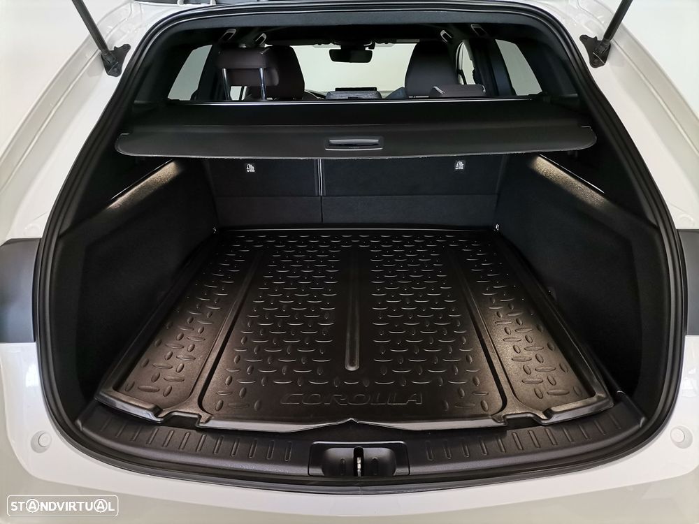 Toyota Corolla Touring Sports 1.8 Hybrid Trek - 11