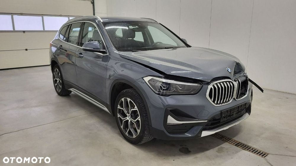BMW X1 sDrive18d xLine - 3