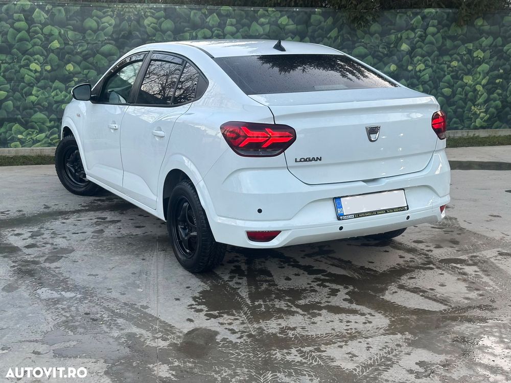 Dacia Logan - 3