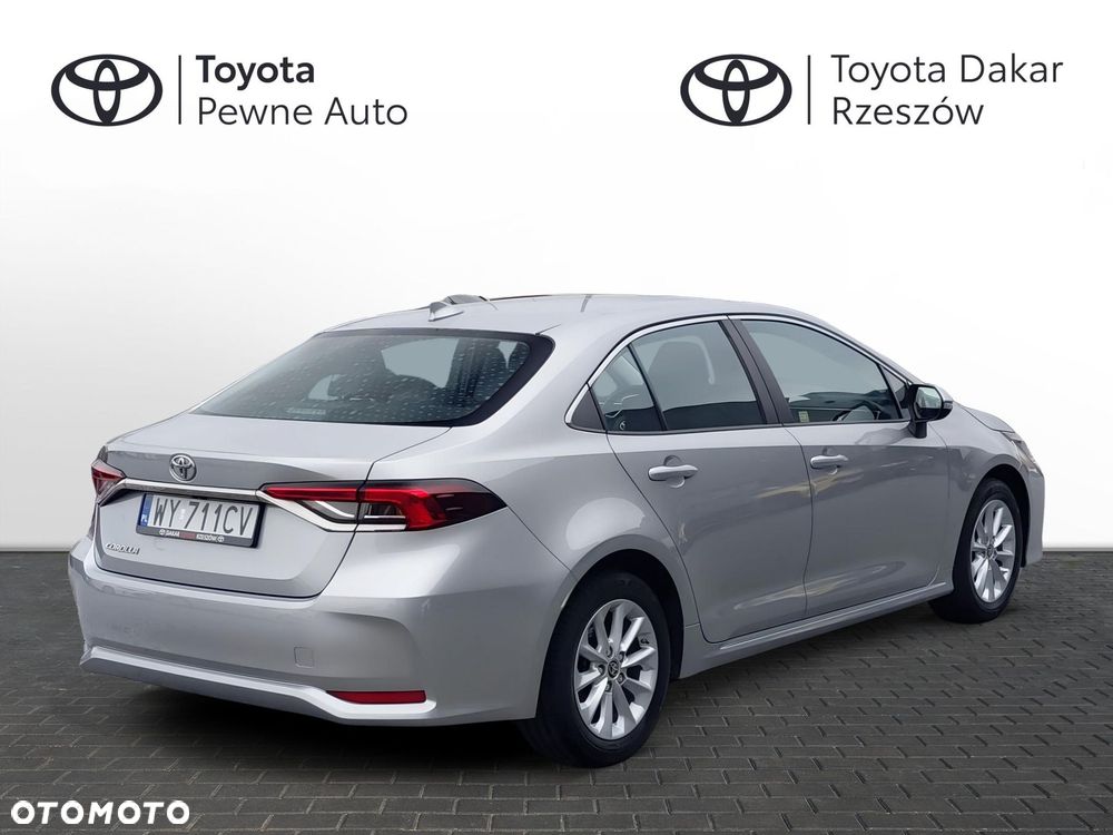 Toyota Corolla - 5