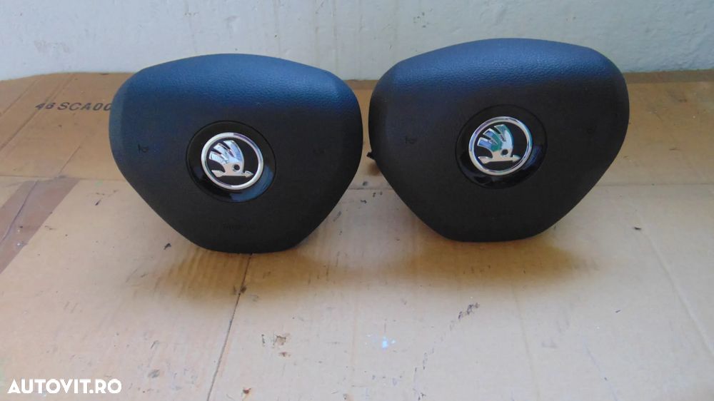 Airbag volan Skoda Roomster 5J,facelift,Skoda Superb,Skoda Octavia 3 an 2015 cod 3T0880201G/3T0880201F - 2