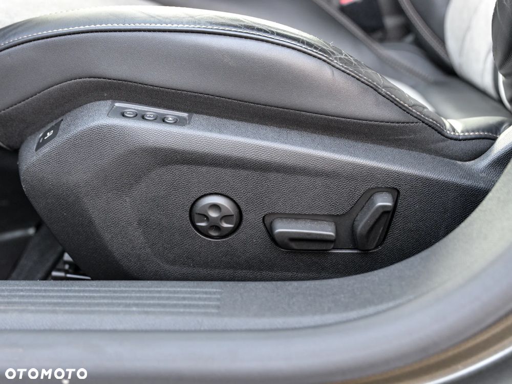 Peugeot 508 225 e-EAT8 GT - 23