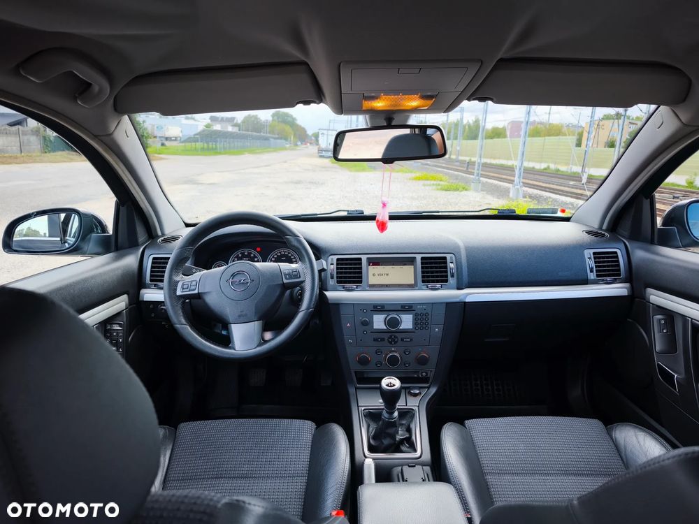 Opel Vectra 1.8 GTS - 12