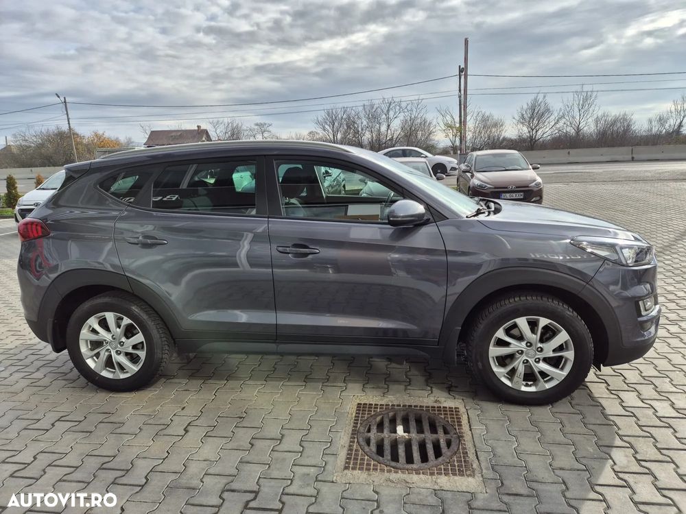 Hyundai Tucson 1.6 GDI 2WD 6MT ISG Style - 10