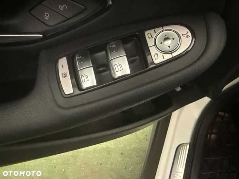 Mercedes-Benz GLC 220 d 4-Matic - 13