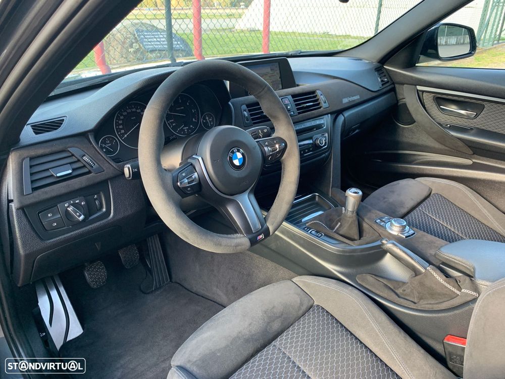 BMW 320 d Pack M - 9