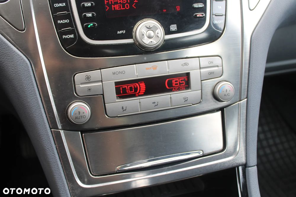 Ford Mondeo 1.8 TDCi Titanium - 28