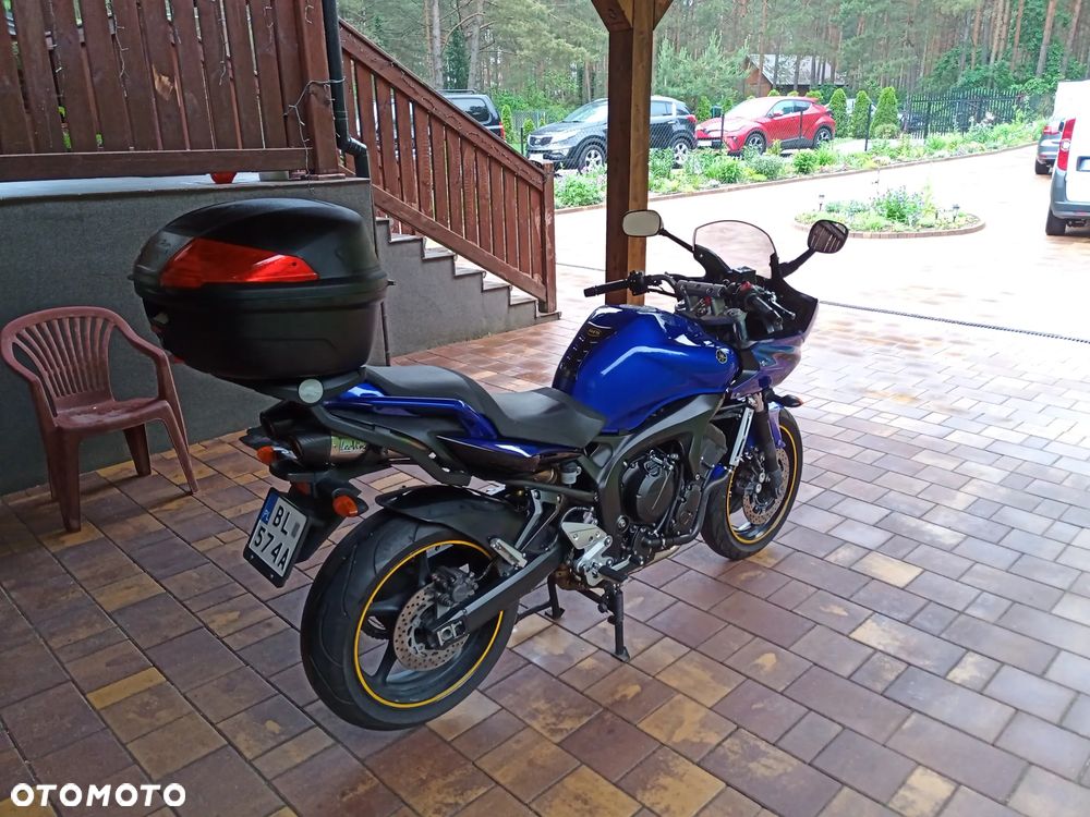 Yamaha FZ6 - 6