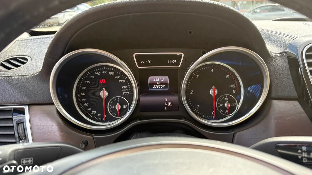 Mercedes-Benz GLE 350 d 4-Matic - 15