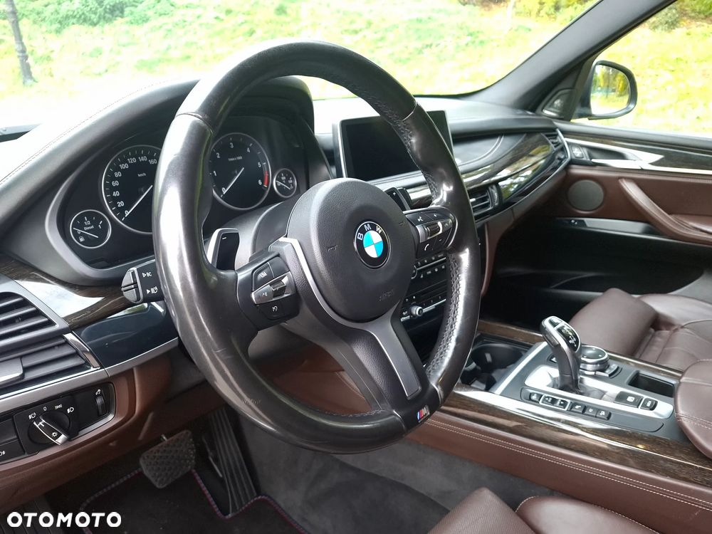 BMW X5 xDrive40d - 38