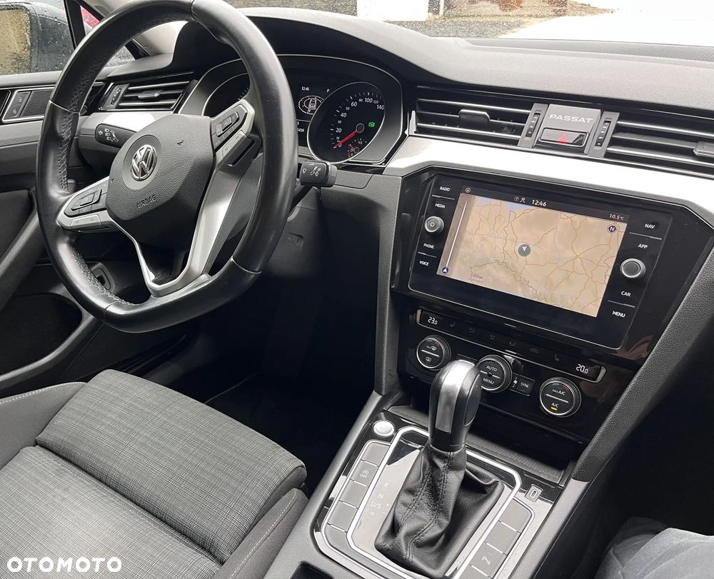 Volkswagen Passat 2.0 TSI Business DSG - 13