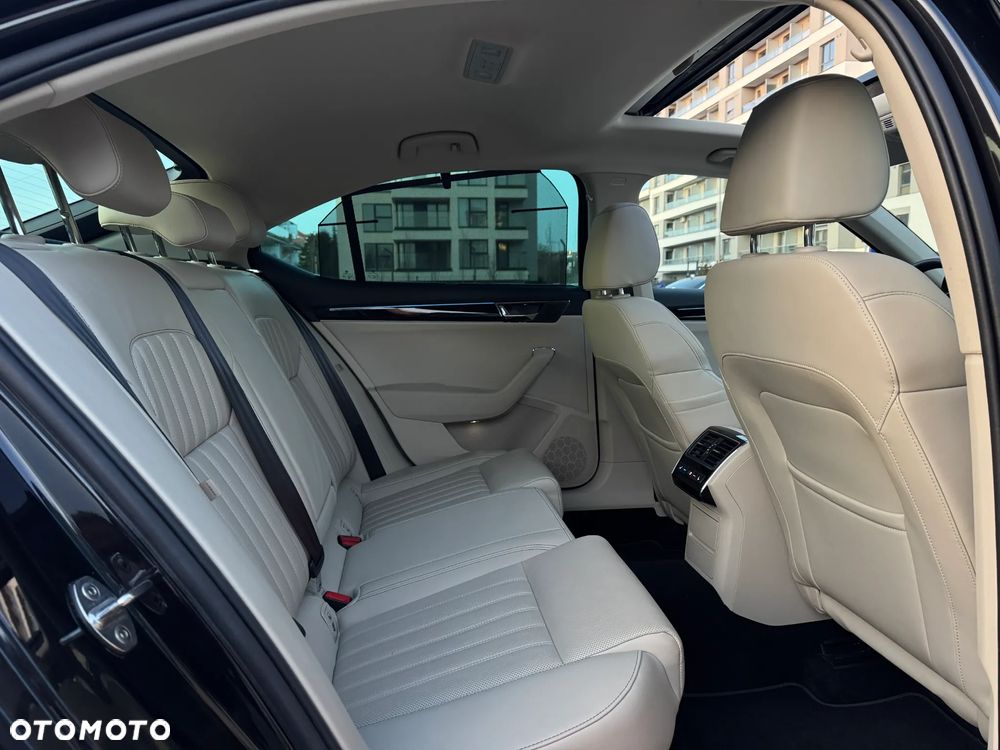 Skoda Superb 2.0 TSI 4x4 L&K DSG - 17