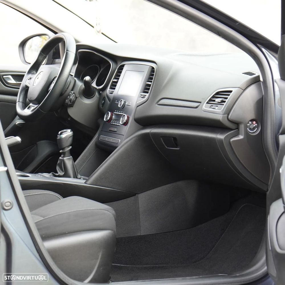 Renault Mégane 1.5 Blue dCi Limited - 14