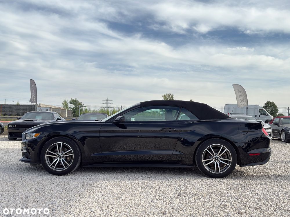 Ford Mustang - 9
